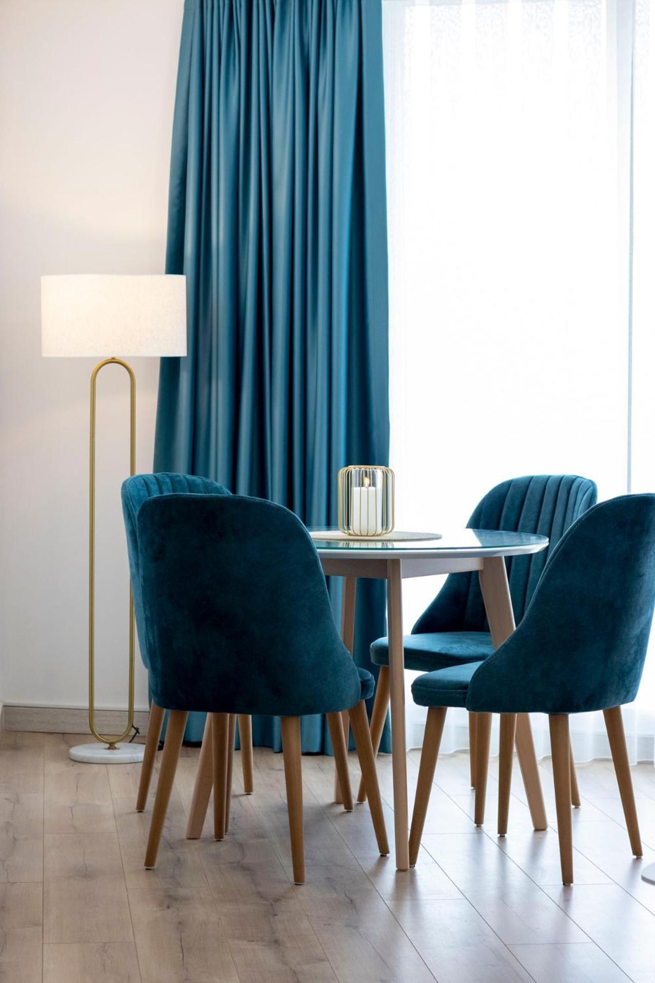 Luxury On 18th, 3rd, 5th Floor With Pool, Fitness, Parking Included Skopie