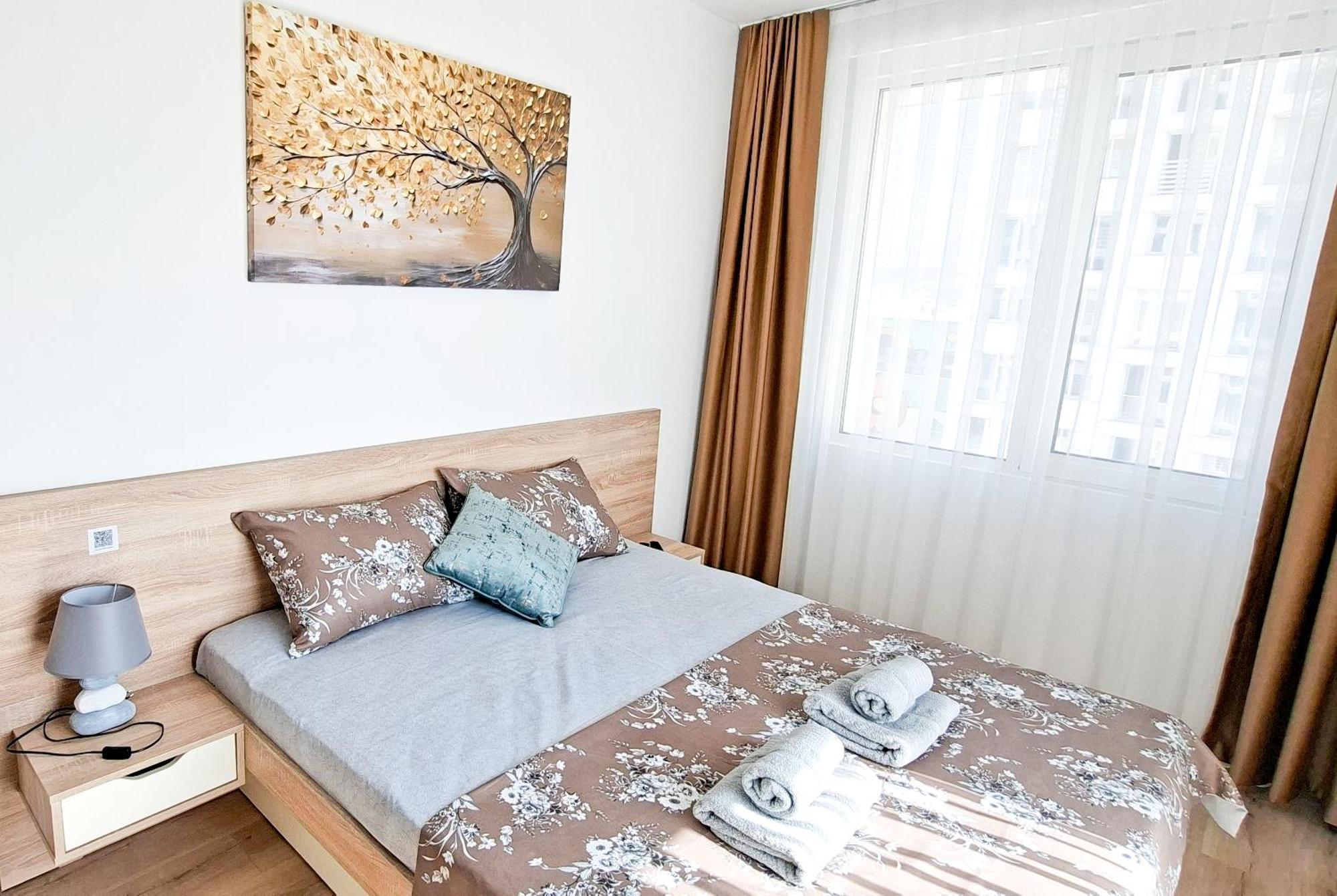 Apartamento Luxury On 18th, 3rd, 5th Floor With Pool, Fitness, Parking Included Skopie